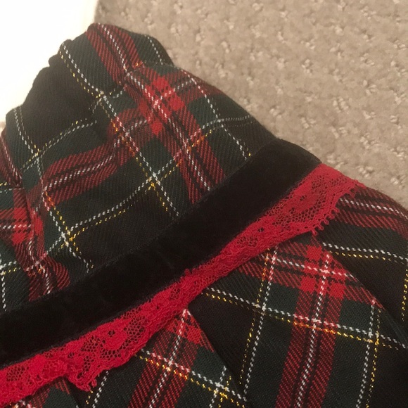 Holiday outfit - Picture 3 of 8